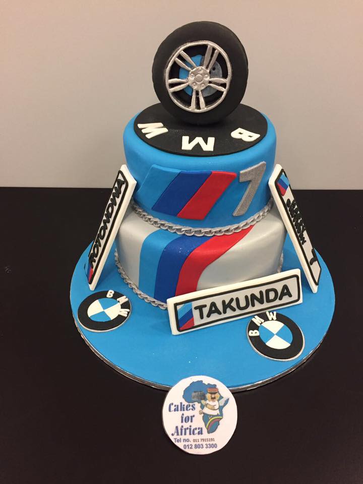 BMW themed cake! #cake #thefoxycakeco #foxycakeco #carkey … | Flickr